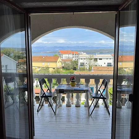 Dora And Tonka Krk *