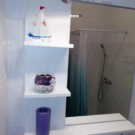 Dora And Tonka Krk Apartmán *