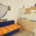 Dora And Tonka Krk Apartment