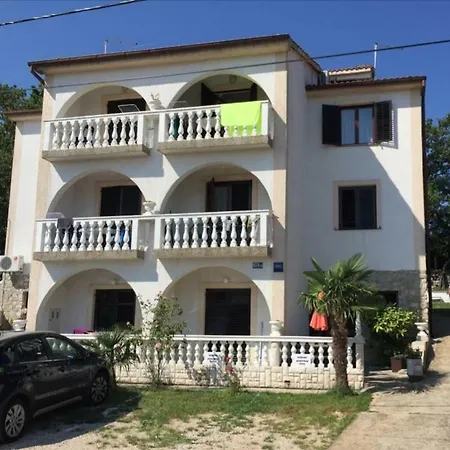 Dora And Tonka Krk Apartament Porat (Krk)